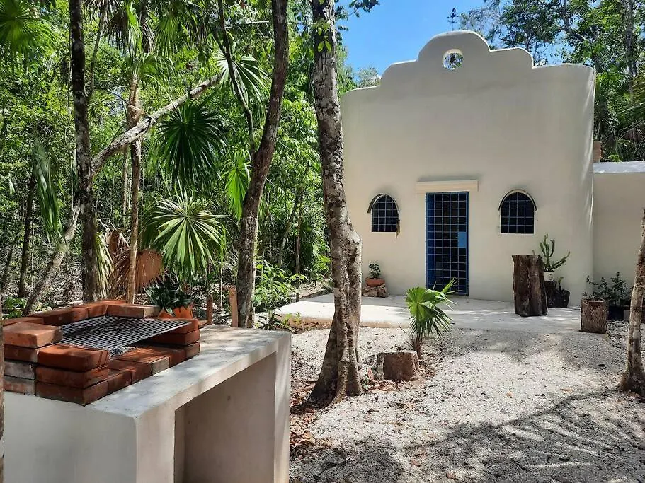 La Antigua, Relax In The Middle Of Nature Leona Vicario